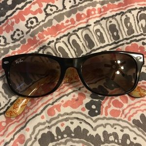 Women’s Ray Bans